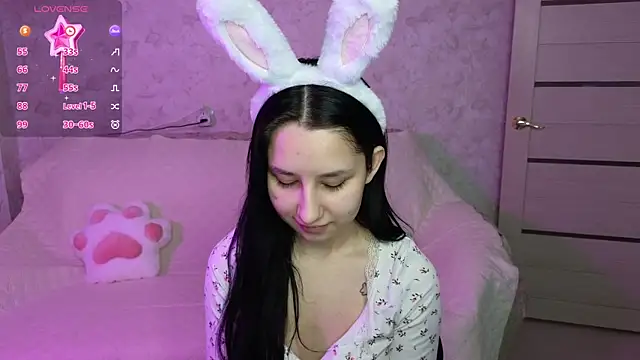 Snapshot of Eva_Maller chatting on 02-15-26, 11:09 Eva Maller online show from 02-15-26, 11:09