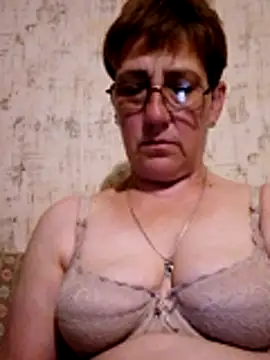 Snapshot of MeryLive59011 chatting on 06-10-26, 06:42 MeryLive59011 online show from 06-10-26, 06:42