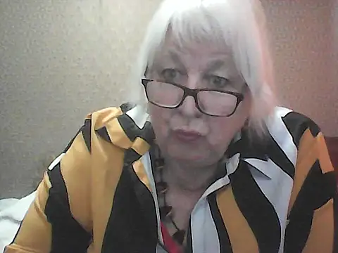 Alexia64231 online show from 09-26-25, 04:08