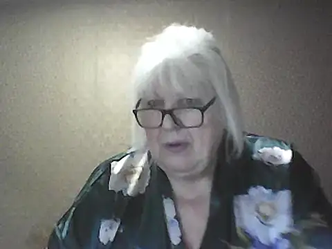 Snapshot of Alexia64231 chatting on 03-29-26, 02:13 Alexia64231 online show from 03-29-26, 02:13