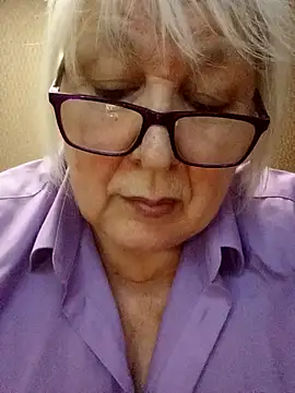 Alexia64231 online show from 12-01-25, 03:51