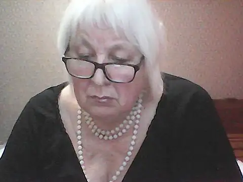 Alexia64231 online show from 09-25-25, 04:02