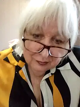 Alexia64231 online show from 11-26-25, 09:09