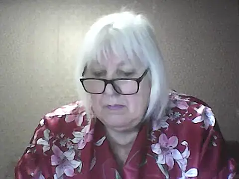 Snapshot of Alexia64231 chatting on 03-12-26, 05:17 Alexia64231 online show from 03-12-26, 05:17