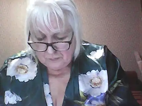 Alexia64231 online show from 01-06-26, 07:40