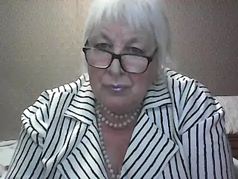 Alexia64231 online show from 09-16-25, 05:58