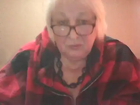 Alexia64231 online show from 10-01-25, 11:03
