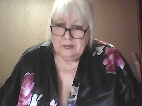 Snapshot of Alexia64231 chatting on 03-30-26, 02:35 Alexia64231 online show from 03-30-26, 02:35