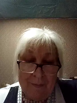 Alexia64231 online show from 11-18-25, 07:22