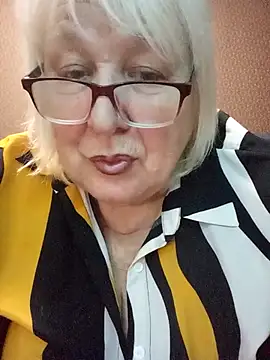 Alexia64231 online show from 11-19-25, 03:45