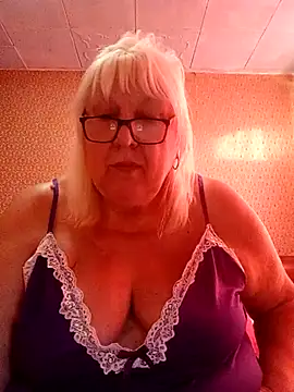 Snapshot of Alexia64231 chatting on 07-19-26, 03:26 Alexia64231 online show from 07-19-26, 03:26