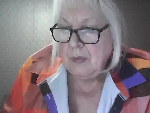 Snapshot of Alexia64231 chatting on 04-13-26, 02:37 Alexia64231 online show from 04-13-26, 02:37