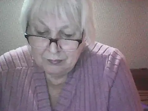 Alexia64231 online show from 10-19-25, 04:04