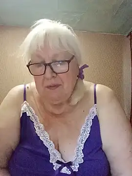 Snapshot of Alexia64231 chatting on 07-01-26, 03:45 Alexia64231 online show from 07-01-26, 03:45