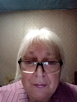 Alexia64231 online show from 11-12-25, 03:27