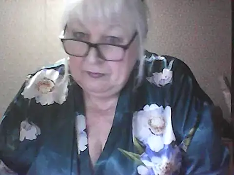 Snapshot of Alexia64231 chatting on 04-12-26, 02:26 Alexia64231 online show from 04-12-26, 02:26