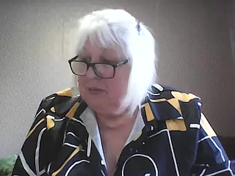 Snapshot of Alexia64231 chatting on 03-08-26, 02:31 Alexia64231 online show from 03-08-26, 02:31