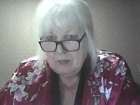 Snapshot of Alexia64231 chatting on 04-03-26, 02:51 Alexia64231 online show from 04-03-26, 02:51