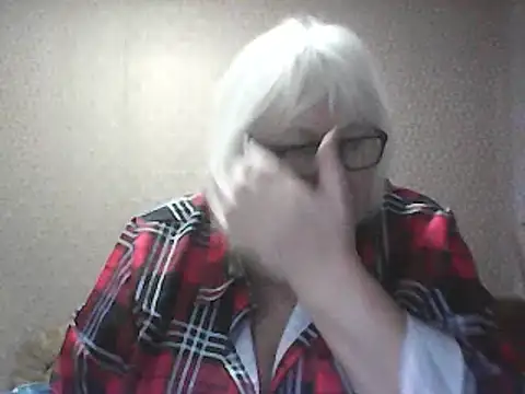 Snapshot of Alexia64231 chatting on 02-25-26, 02:39 Alexia64231 online show from 02-25-26, 02:39