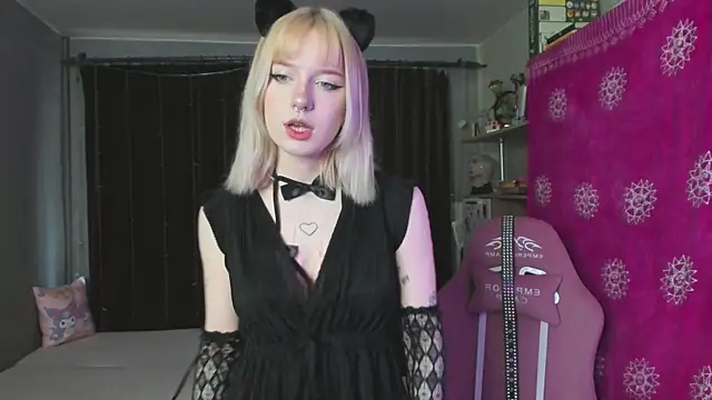 godlikegirlyy online show from 09-20-25, 12:21