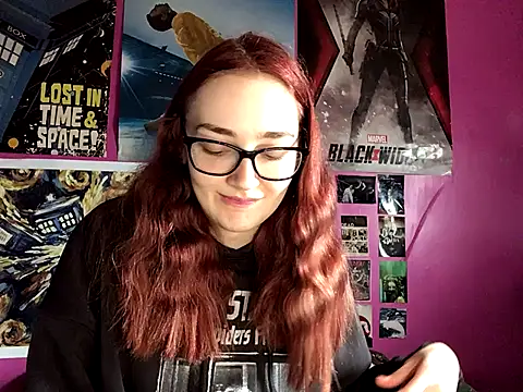 Snapshot of ivysplayhouse chatting on 10-05-25, 11:56 ivysplayhouse online show from 10-05-25, 11:56