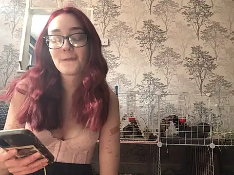 Snapshot of ivysplayhouse chatting on 09-11-25, 10:59 ivysplayhouse online show from 09-11-25, 10:59