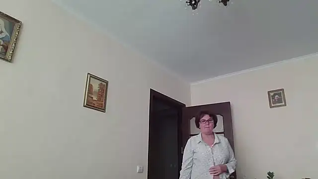 Galina56301 online show from 09-18-25, 03:15