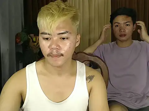 hot emman online show from 04-15-26, 09:04