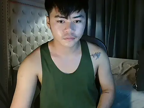 hot emman online show from 03-06-26, 11:05