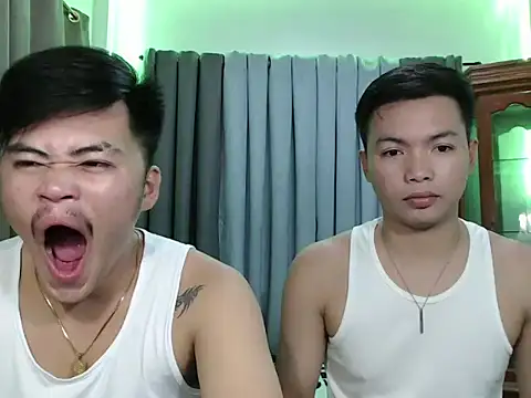 hot emman online show from 11-04-25, 04:16