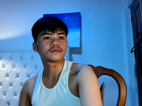 hot emman online show from 03-29-26, 02:41