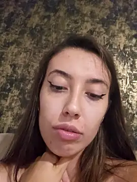 Snapshot of Virgin_Pussy_Horny chatting on 10-09-25, 06:08 Virgin Pussy Horny online show from 10-09-25, 06:08