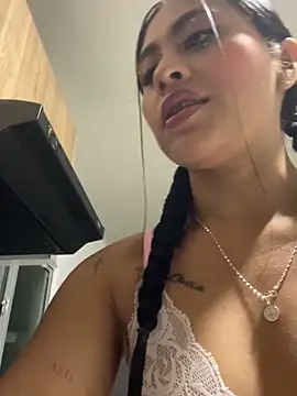 LuluMonroe Eup online show from 11-14-25, 02:59