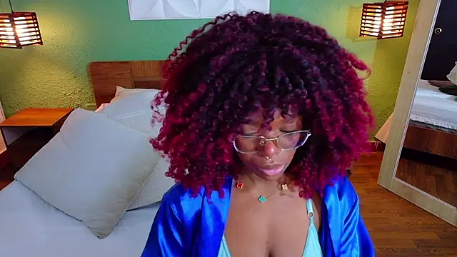 Snapshot of Chocolatte_dreams chatting on 09-30-25, 01:06 Chocolatte dreams online show from 09-30-25, 01:06