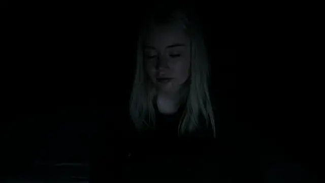Snapshot of Lillie_Berry chatting on 05-31-26, 04:18 Lillie Berry online show from 05-31-26, 04:18