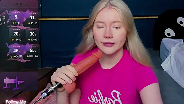 Lillie Berry online show from 03-20-26, 04:24