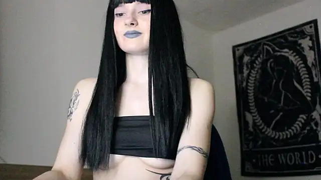 Snapshot of midnightsiren777 chatting on 05-14-26, 08:50 midnightsiren777 online show from 05-14-26, 08:50