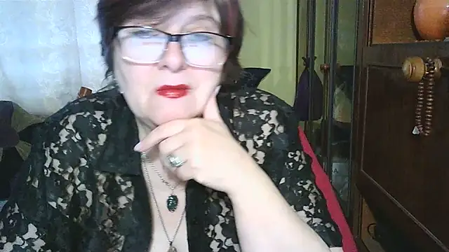 Snapshot of VeronicaGold511 chatting on 02-11-26, 05:51 VeronicaGold511 online show from 02-11-26, 05:51