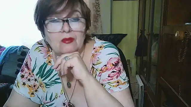 VeronicaGold511 online show from 09-30-25, 07:36