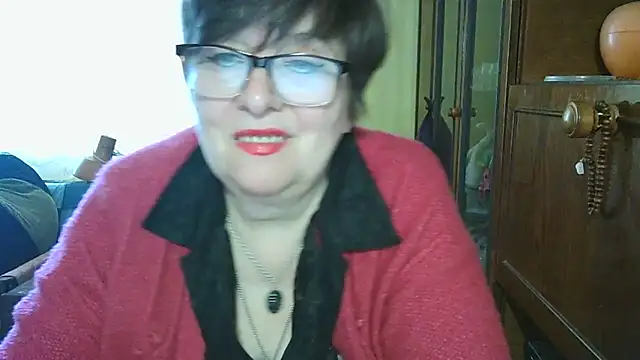 VeronicaGold511 online show from 04-11-26, 07:38