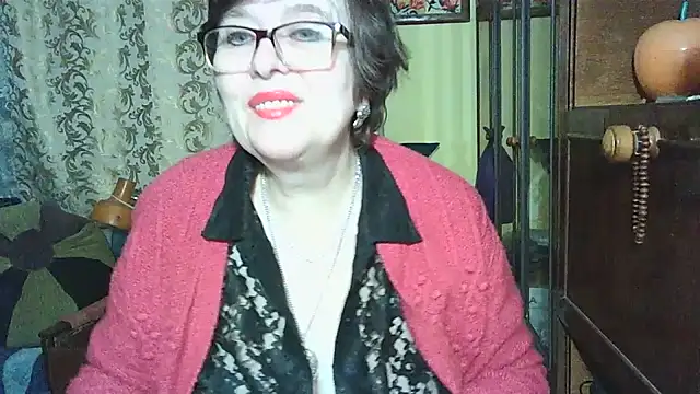 Snapshot of VeronicaGold511 chatting on 02-14-26, 04:13 VeronicaGold511 online show from 02-14-26, 04:13