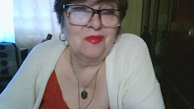 Snapshot of VeronicaGold511 chatting on 05-12-26, 06:54 VeronicaGold511 online show from 05-12-26, 06:54