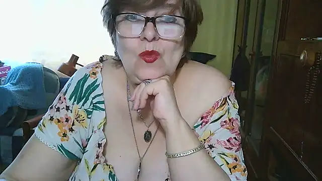 VeronicaGold511 online show from 09-29-25, 07:15