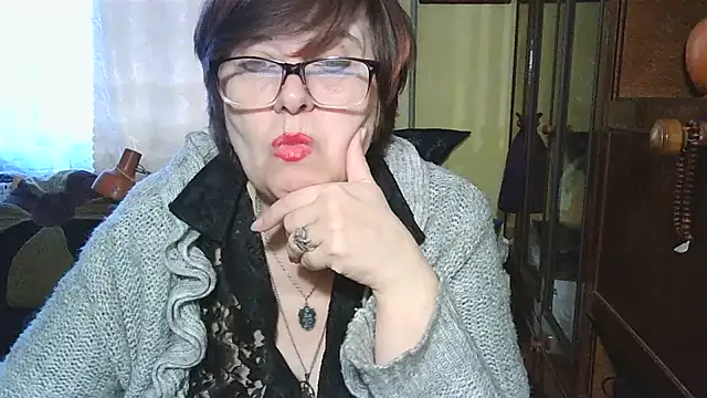 Snapshot of VeronicaGold511 chatting on 02-26-26, 05:51 VeronicaGold511 online show from 02-26-26, 05:51