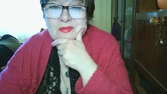 Snapshot of VeronicaGold511 chatting on 04-23-26, 06:42 VeronicaGold511 online show from 04-23-26, 06:42