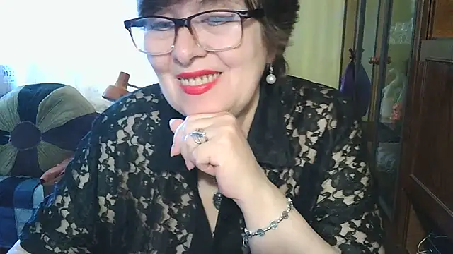 Snapshot of VeronicaGold511 chatting on 05-24-26, 07:08 VeronicaGold511 online show from 05-24-26, 07:08