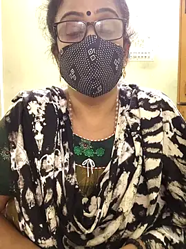 Snapshot of sweet-lotus chatting on 10-02-25, 07:28 sweet-lotus online show from 10-02-25, 07:28