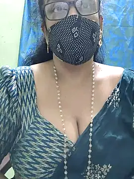 sweet-lotus online show from 11-09-25, 05:06