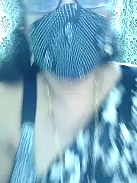 Snapshot of sweet-lotus chatting on 10-10-25, 05:47 sweet-lotus online show from 10-10-25, 05:47