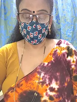 sweet-lotus online show from 12-22-25, 03:45